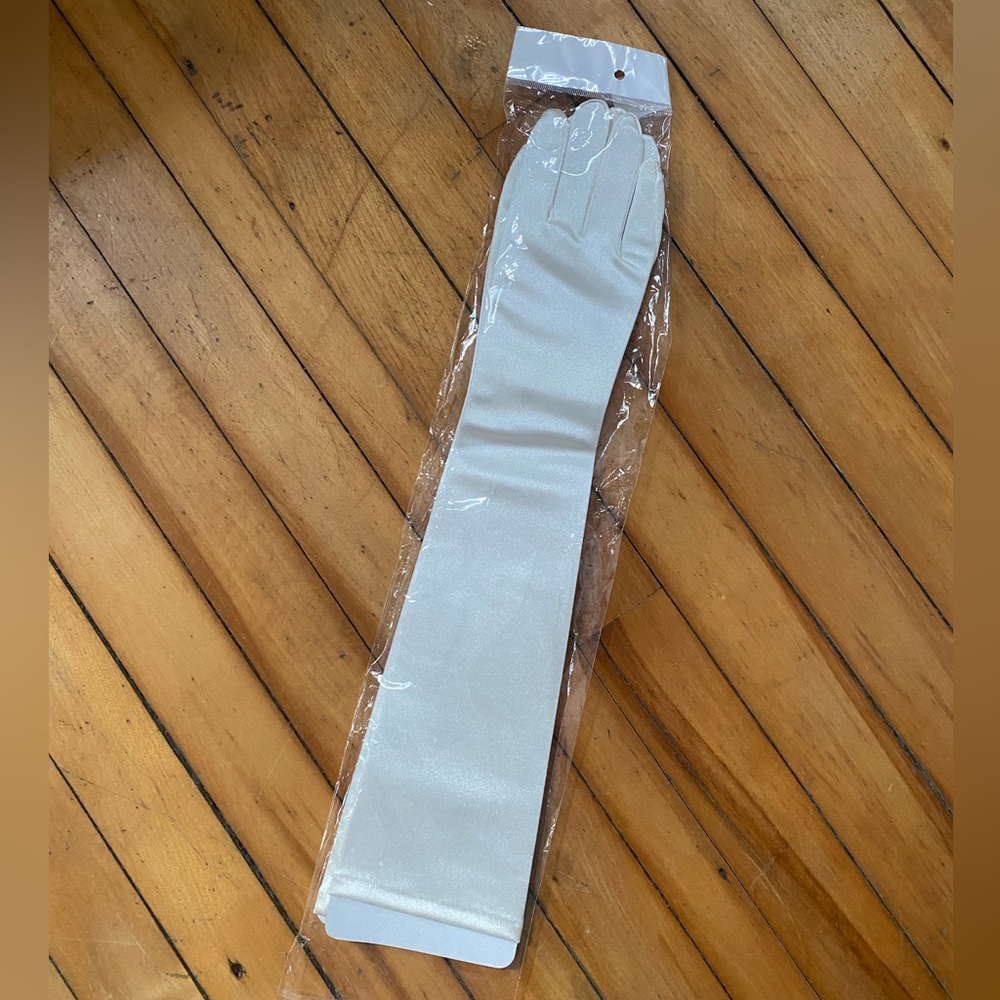 Very long satin ivory gloves NEW